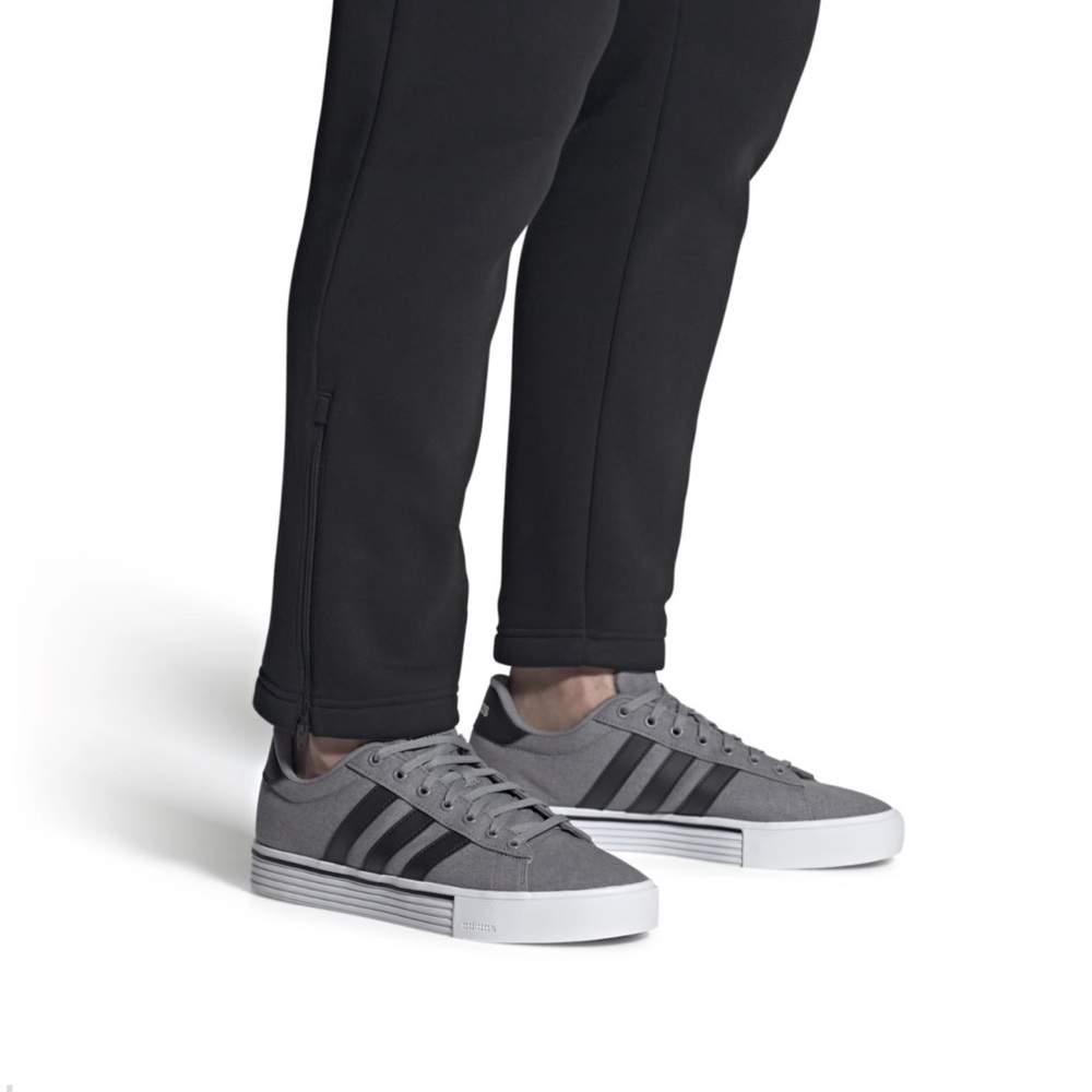Adidas Black and Gray Sneakers Skateboard Shoes Mens 5.5 Womens 6.5